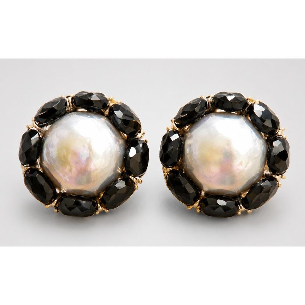 Richelieu Clip on Earrings Black Glass & Baroque Faux Gray Pearl Vintage bc-31